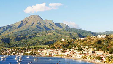 La Pelée e sotto la città di Saint-Pierre