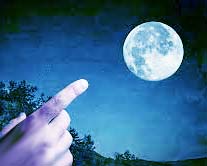 Il dito e la luna