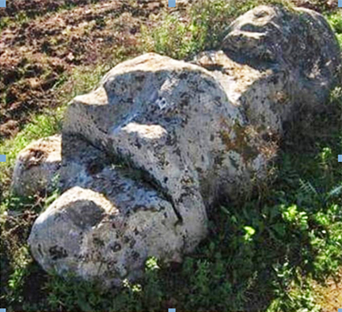 Salento – Scultura preistorica megalitica della Magna Mater. 